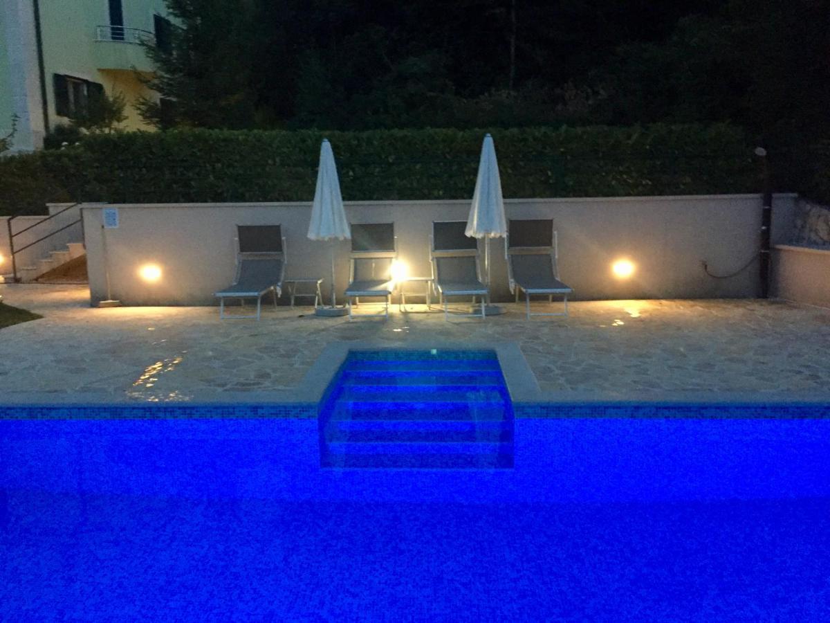 Villa Luna Imotski Esterno foto