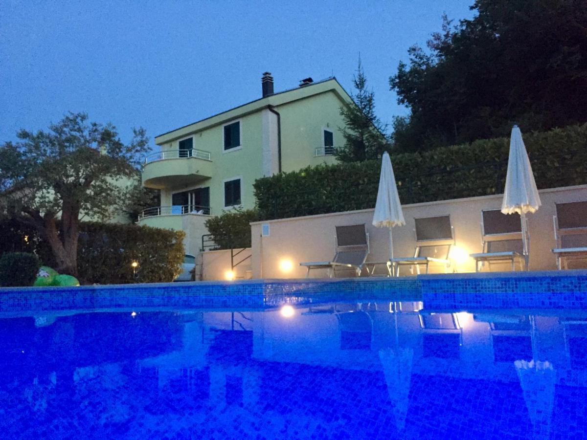 Villa Luna Imotski Esterno foto